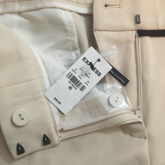 Super cute cream shorts - Picture 3 of 5